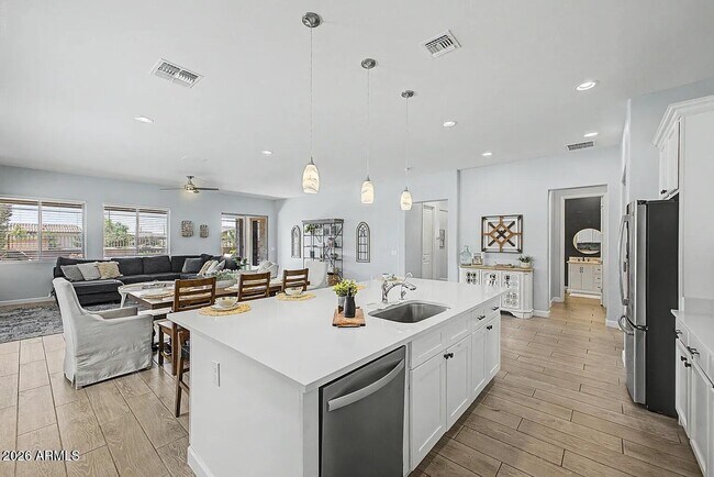 22941 E Camina Buena Vista
