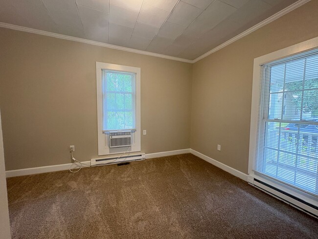 Photo - 1 Bedroom, 1 Bathroom House in Eden!