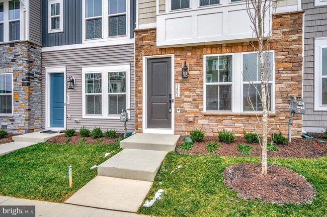 Photo - 9403 Pacific Elm St