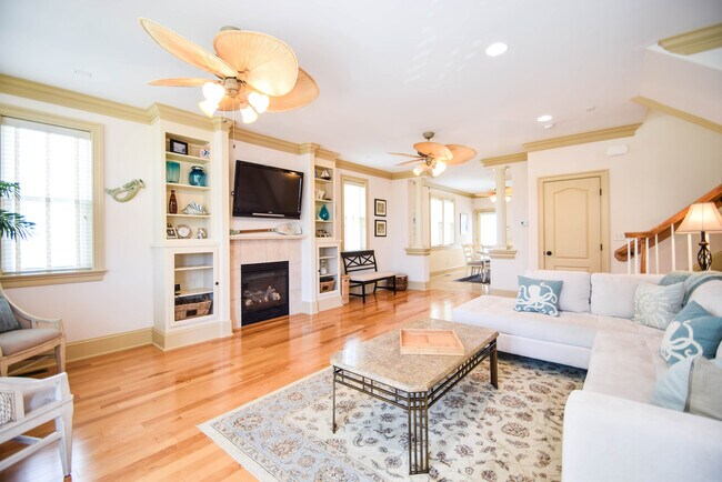 Photo - 11 S 31st Ave