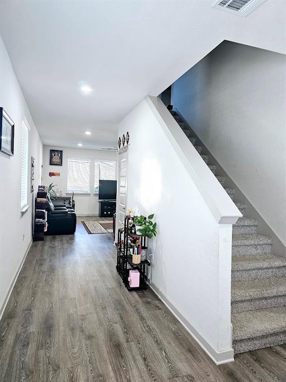 Photo - 121 Merrick Rd