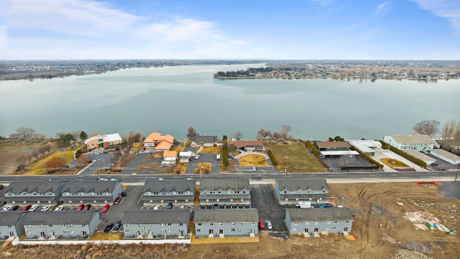 Building Photo - 2631 W Marina Dr Rental
