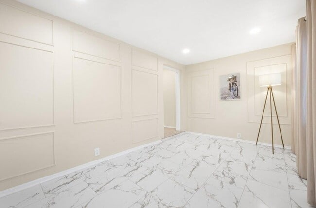 Photo - 1539 NE 15th Ave