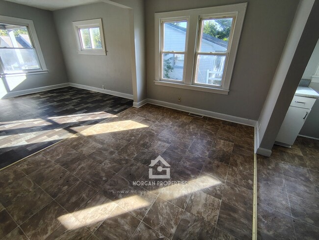 Photo - 1323 W 10th St Unit 1323 W 10TH ST