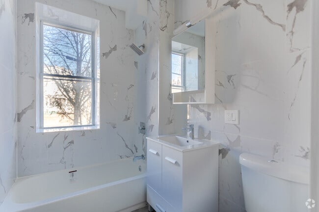 BATHROOM 3BR - Norton Pointe Apartments