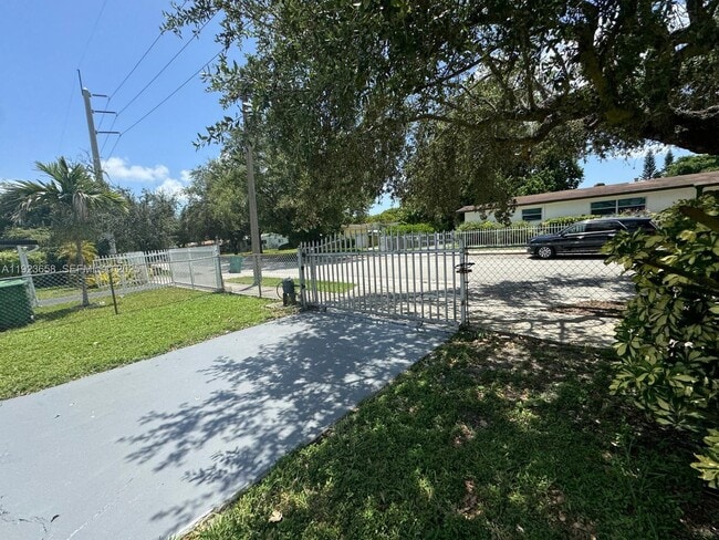 Photo - 5801 NW 11th Ave Unit A