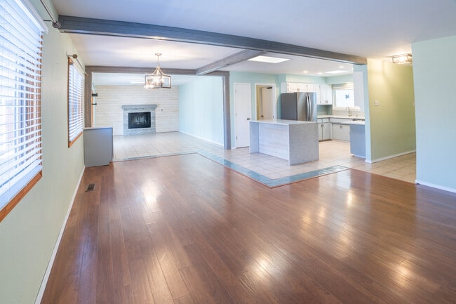 Photo - 426 Pruitt Ave