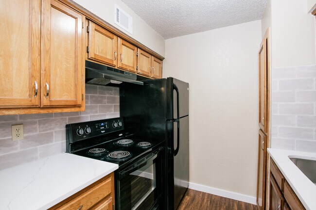 Bernard Street Apts