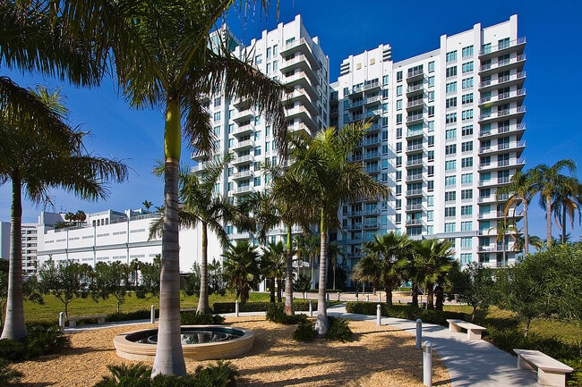 Building Photo - 300 S Australian Ave Unit 803 Rental