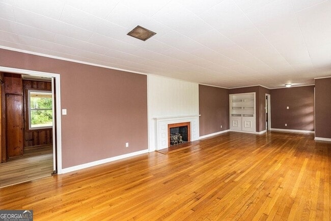 Photo - 405 Springfield Ave