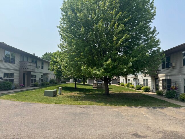 Photo - Countryside Apartments