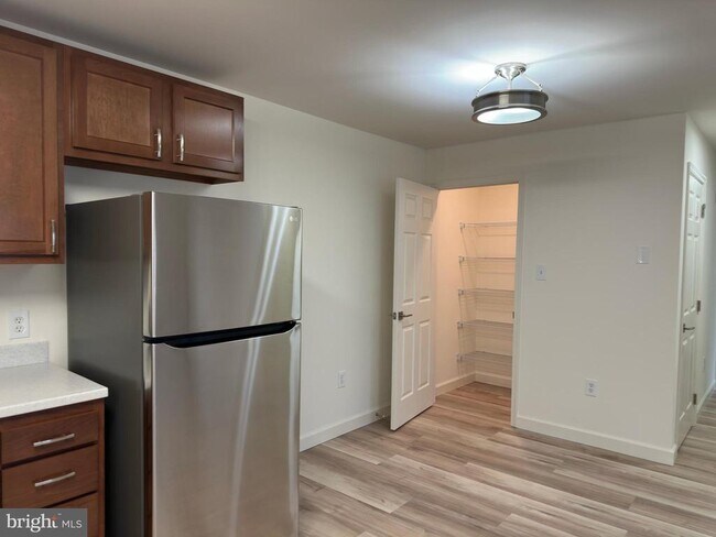 Photo - 28 Sequoia Dr Unit 28