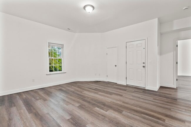 Photo - 22 Brewster St Unit M