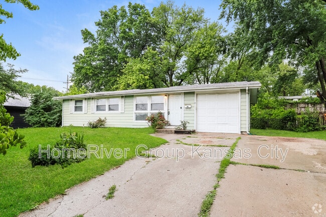 Building Photo - 5602 N Woodland Ave Rental
