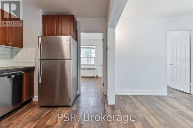 Photo - 170 Holborne Ave