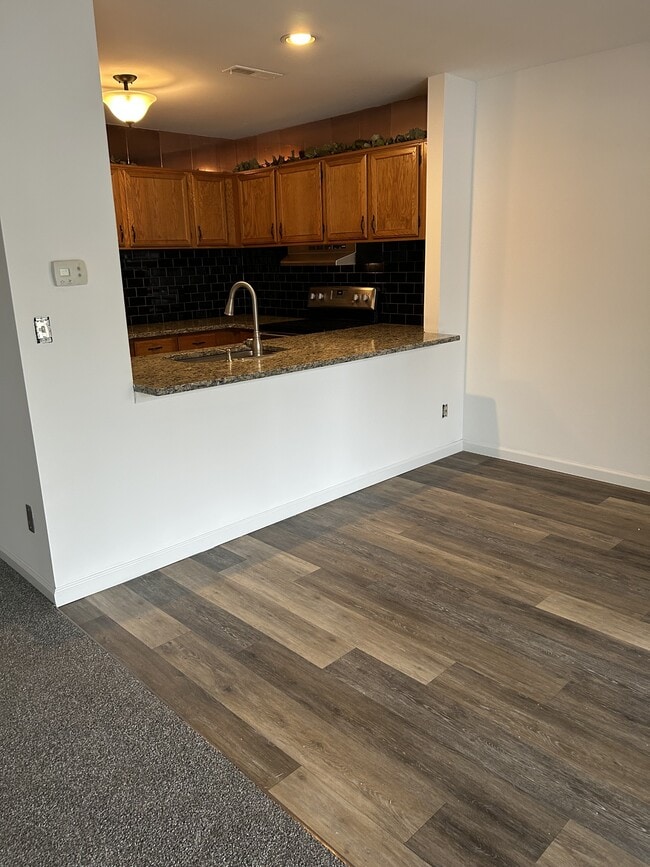 Photo - 48 Muirfield Dr