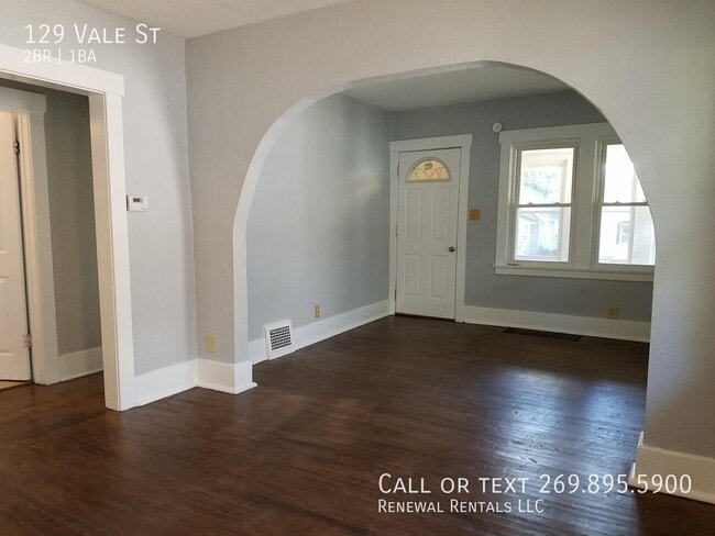 129 Vale St
