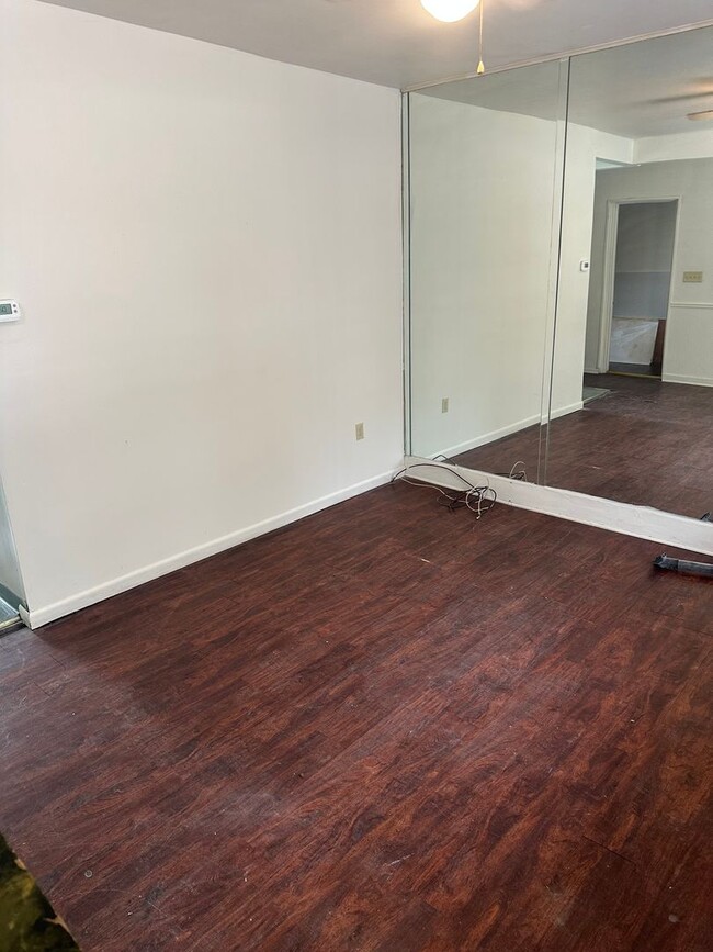 Photo - 2531 S 18th St