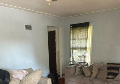 Photo - 5211 Thrush Ave