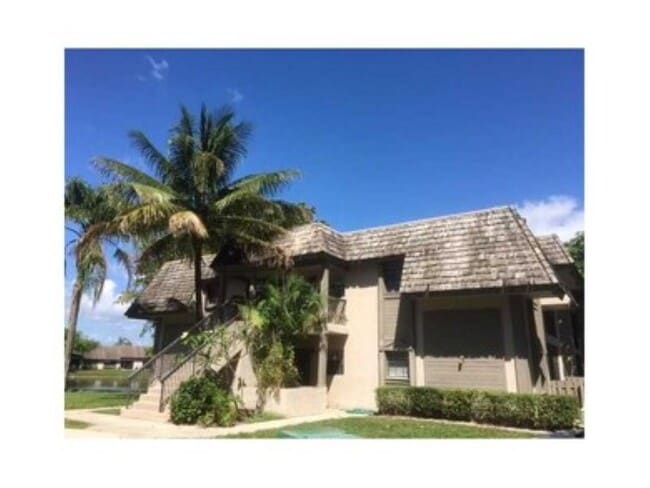 Building Photo - 3549 NW 94th Ave Unit 5c