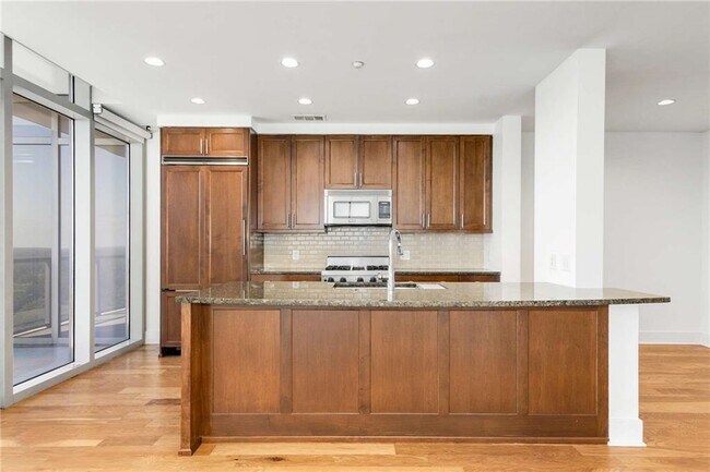 Photo - 3630 Peachtree Rd Unit 1908