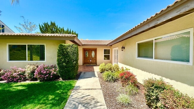 Photo - Lovely, Open Floor Plan, Single Story Located in the Desirable Live Oak Estates of Fallbrook!