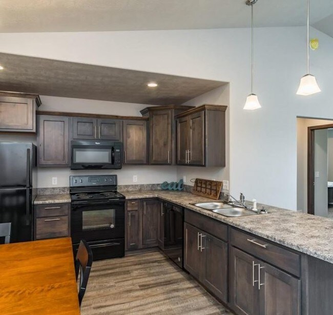 Photo - Sunburst Townhomes