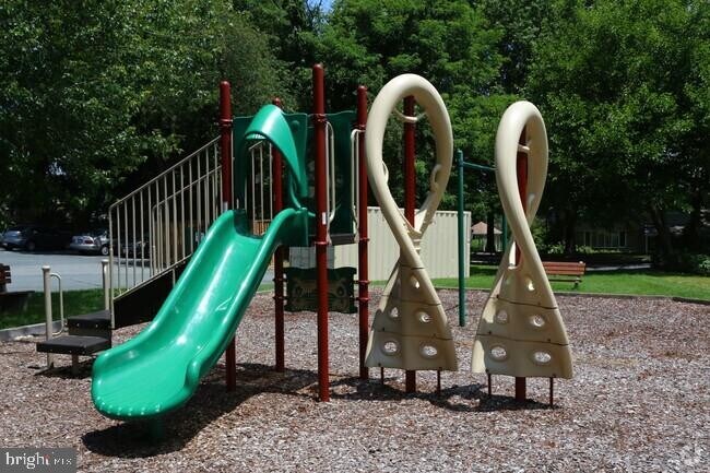 Photo - 203 Idlewild Rd Unidad 2A