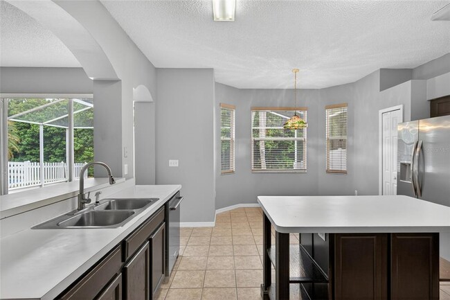 Photo - 4210 Harbor Lake Dr