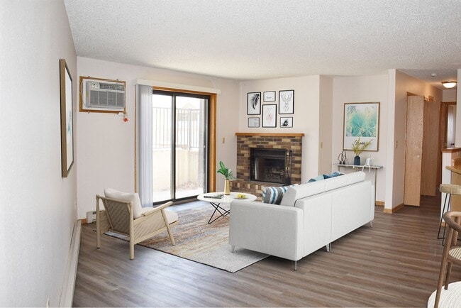 Photo - Colton Heights