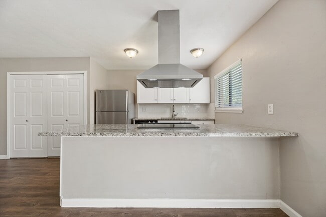 Photo - 17615 Autumn Hills Dr