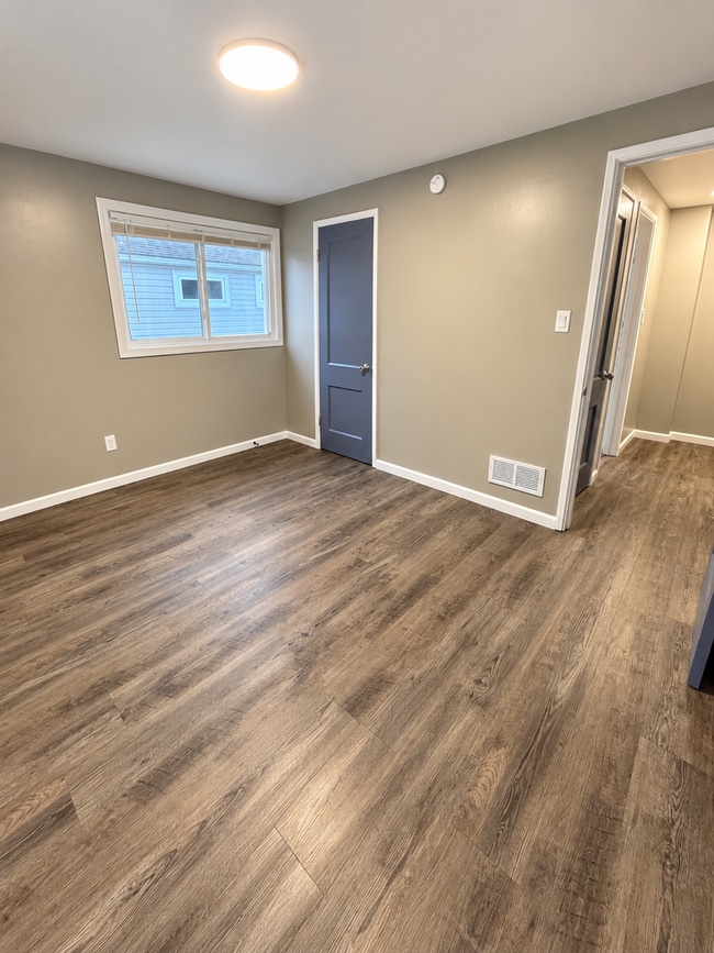 901-15 W 35th Ave Unit 3502 Tyler St.