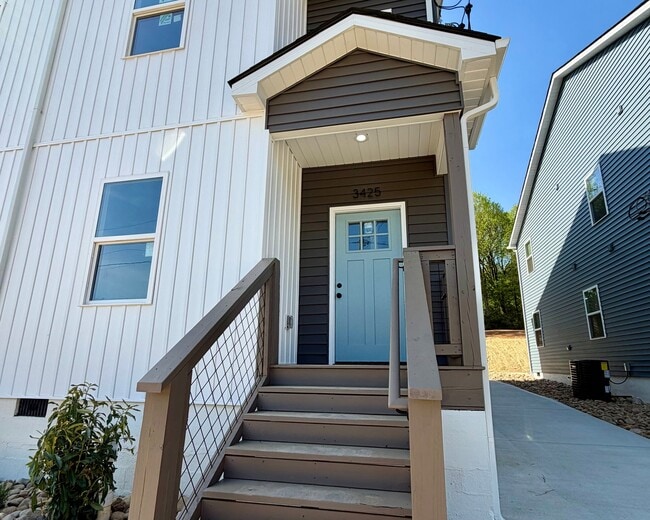 Photo - 3425 Garden Dr