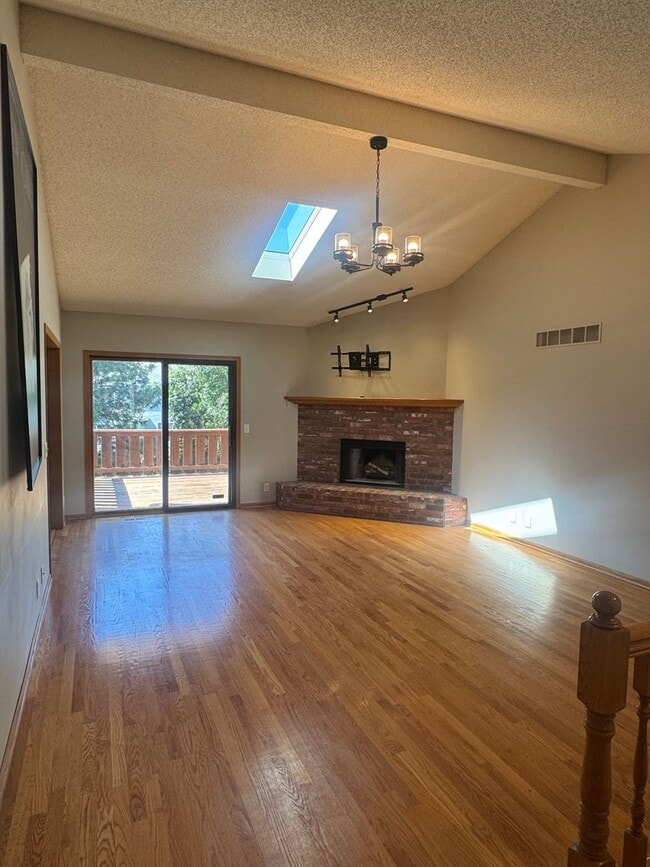Photo - Exceptional 3+! Bedroom Inside & Out on a Private Cul-de-Sac Lot