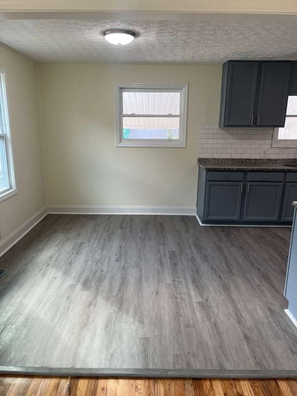 Photo - 2181 Gordon Cir