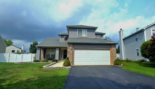 Building Photo - 836 Tallgrass Dr