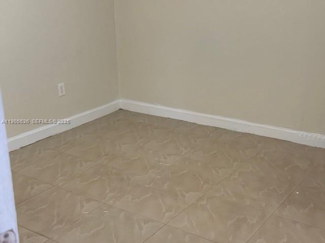 Photo - 311 NE 57th St Unidad 313