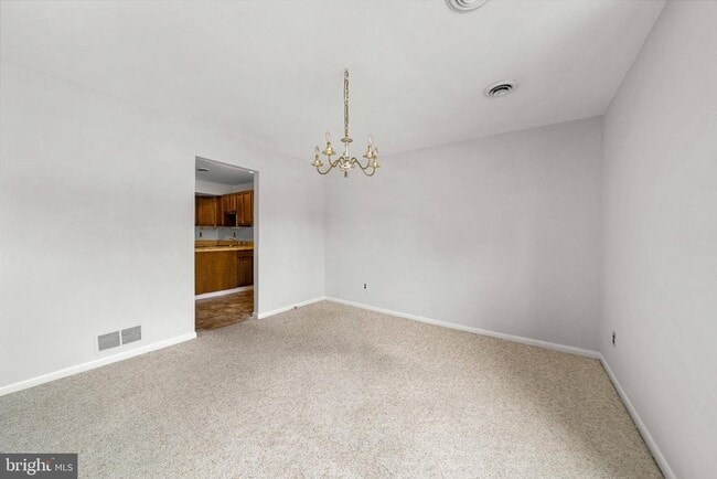 Photo - 132 E Green Valley Cir