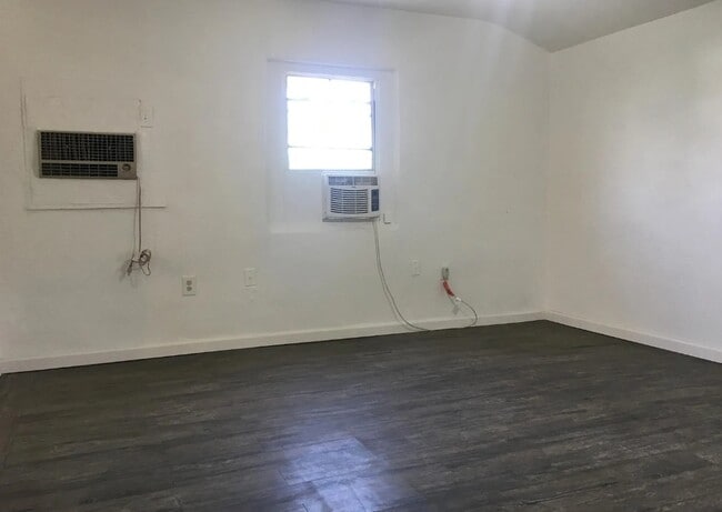 Photo - 3508 Crestmore Rd