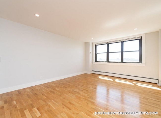 Photo - 1410 Columbia Rd Unit 6G