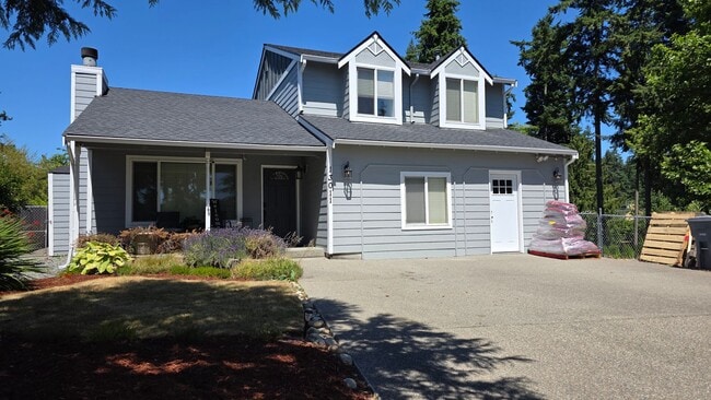 Photo - Heart of Puyallup Stunner; a Must See!