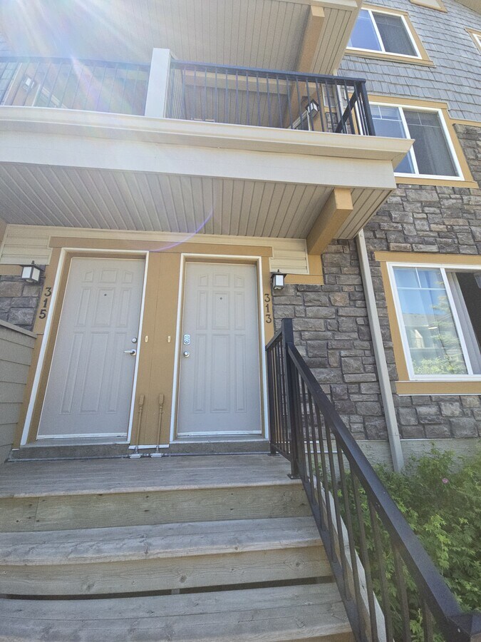 Photo - 313 McKenzie Towne Ln SE
