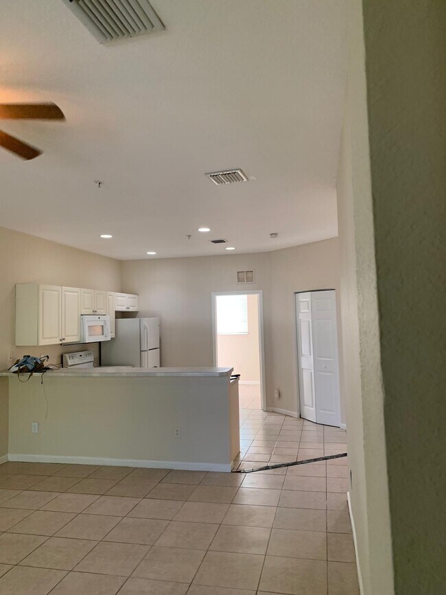 Photo - 1966 Freeport Dr Unidad 1966