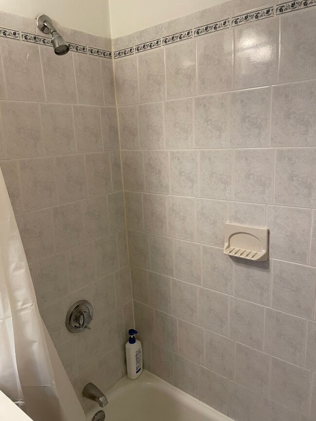 Photo - 52 Saint Germain St