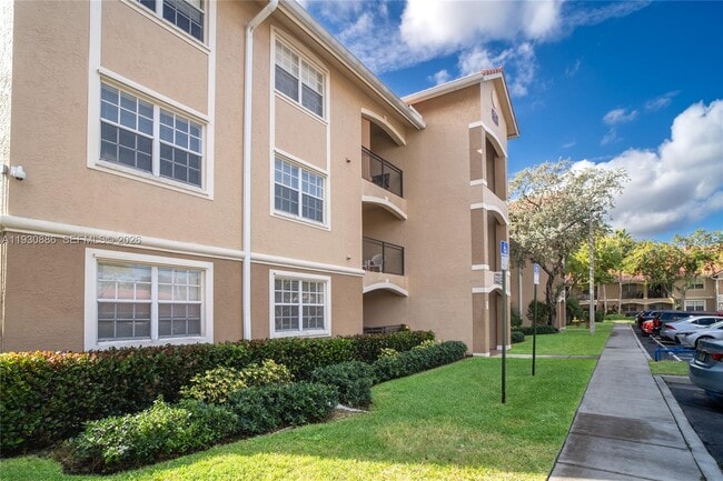 Photo - 11730 SW 2nd St Unit 12204