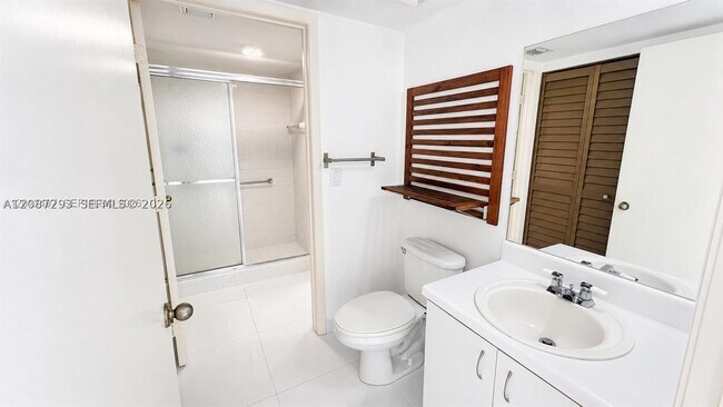 Photo - 9560 Weldon Cir Unit J308