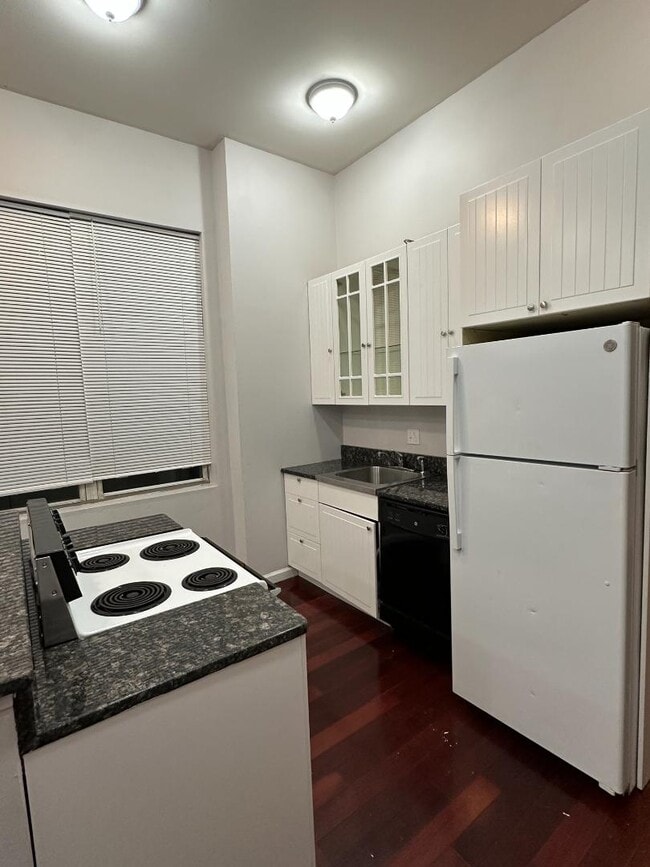 Photo - 2215 Eutaw Pl