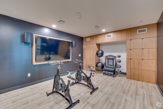 Cycle Room