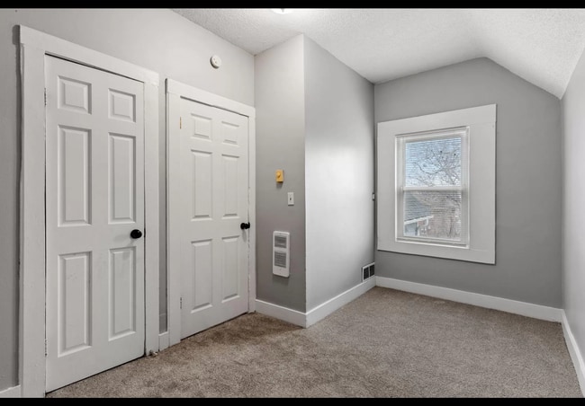 Photo - 738 Wilson Ave