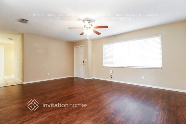 Photo - 1752 Thames St